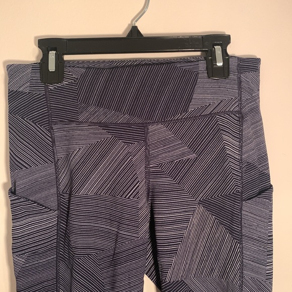 Lululemon Speed Up Tight *Full-On Luxtreme 28" - Picture 5 of 8